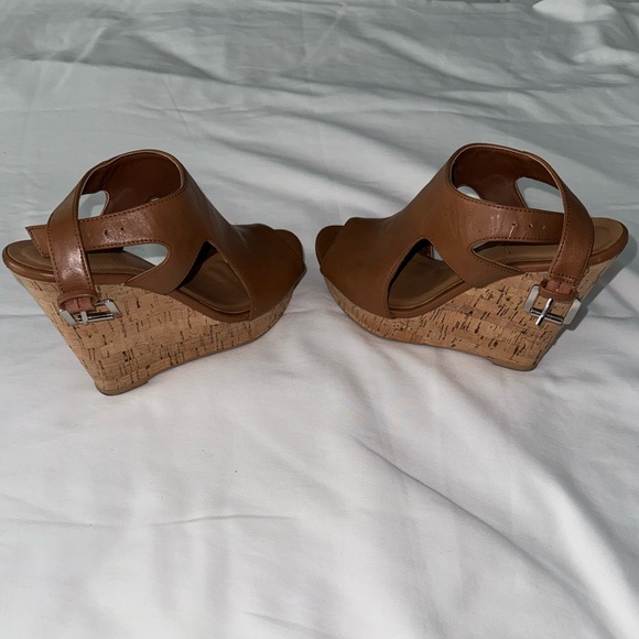 Le Chateau cork wedges - Picture 4 of 6